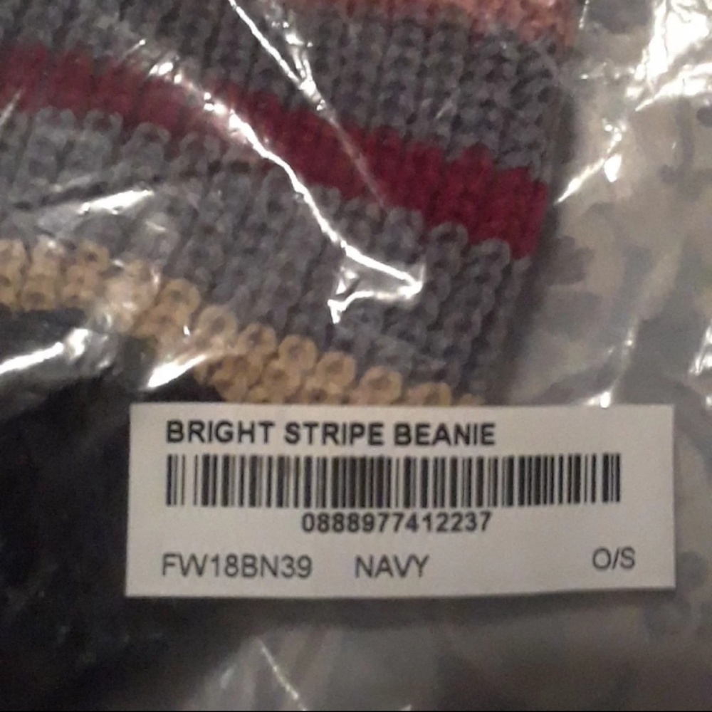 Supreme beanie - Picture 2 of 3